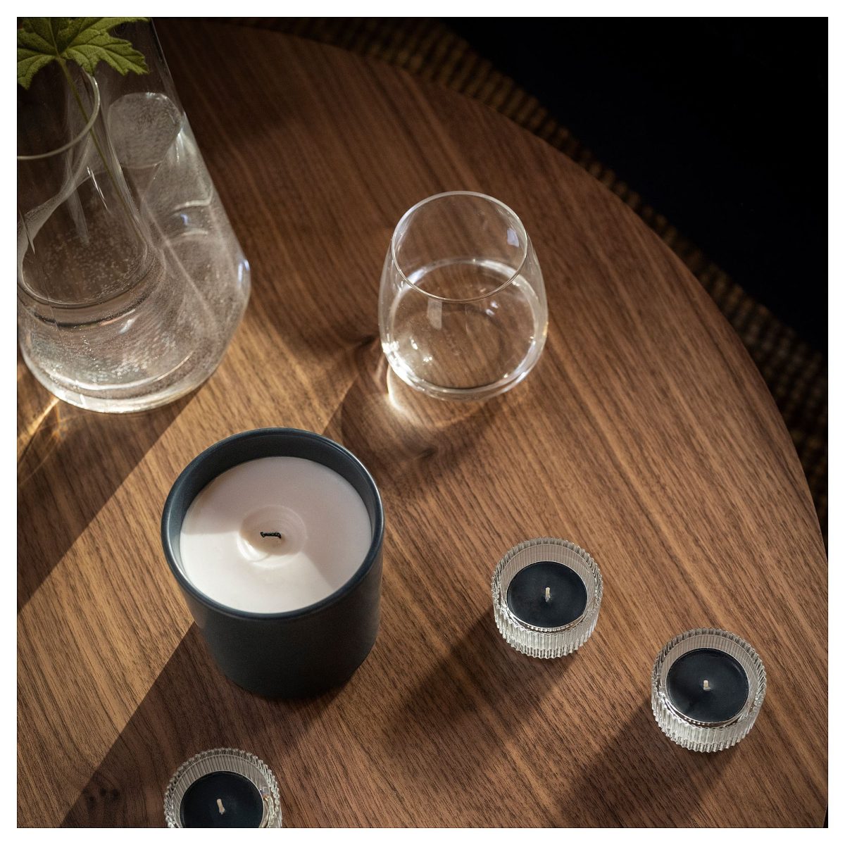 Kokulu Tealight Mum, Siyah-Turkuaz, 3.5 saat, Güve Otu ve Sardunya – 4. görsel