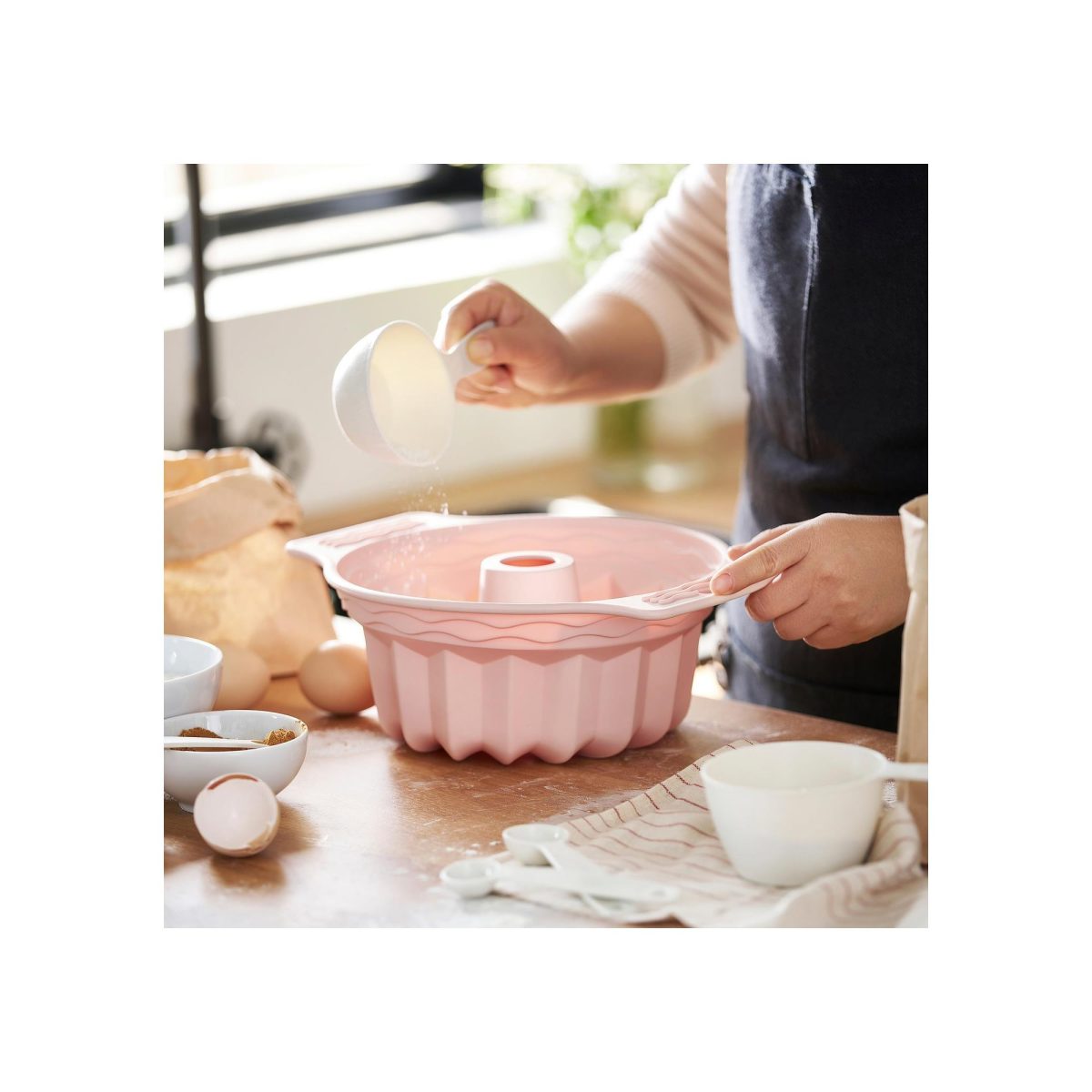 Silikon Kek Kalıbı, Soluk Pembe, 22 cm – 2. görsel