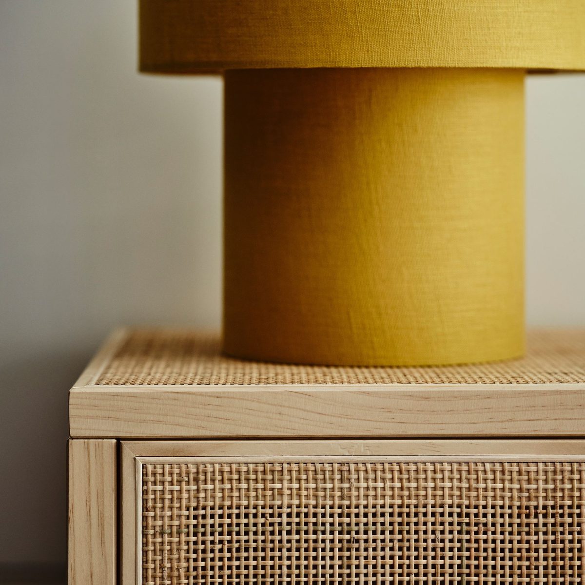 Sürgü Kapaklı Dolap, Rattan-Çam, 125x47x110 cm – 4. görsel