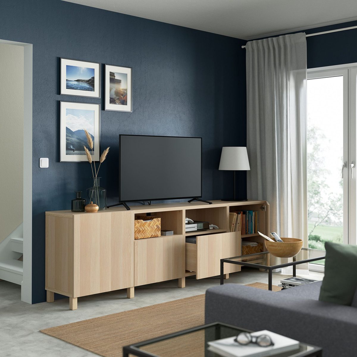 TV Sehpası, Ağartılmış Meşe Görünümlü, 240x42x74 cm, Fren Raylı – 2. görsel